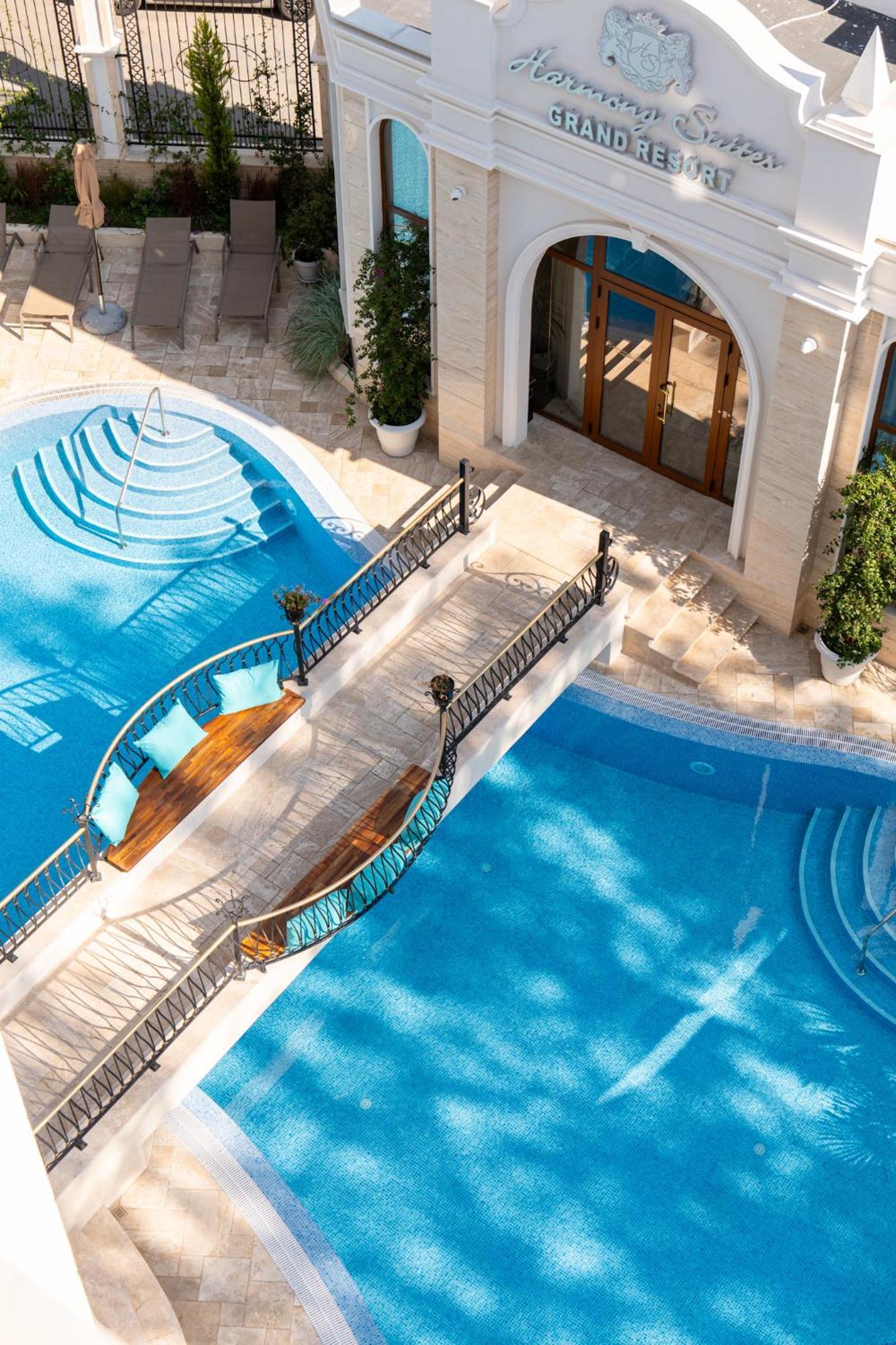 Harmony Suites Grand Resort Sunny Beach Exterior foto